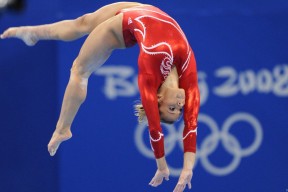 世界杯：餐饮店开发“进球一折”活动 90分钟内食客期待进球与折扣双重惊喜